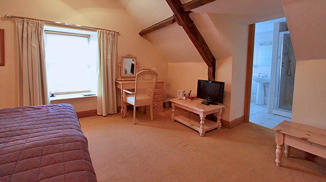 Centre Of Britain Hotel Haltwhistle Room photo